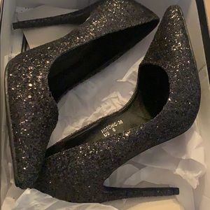 Black Glitter Pumps
